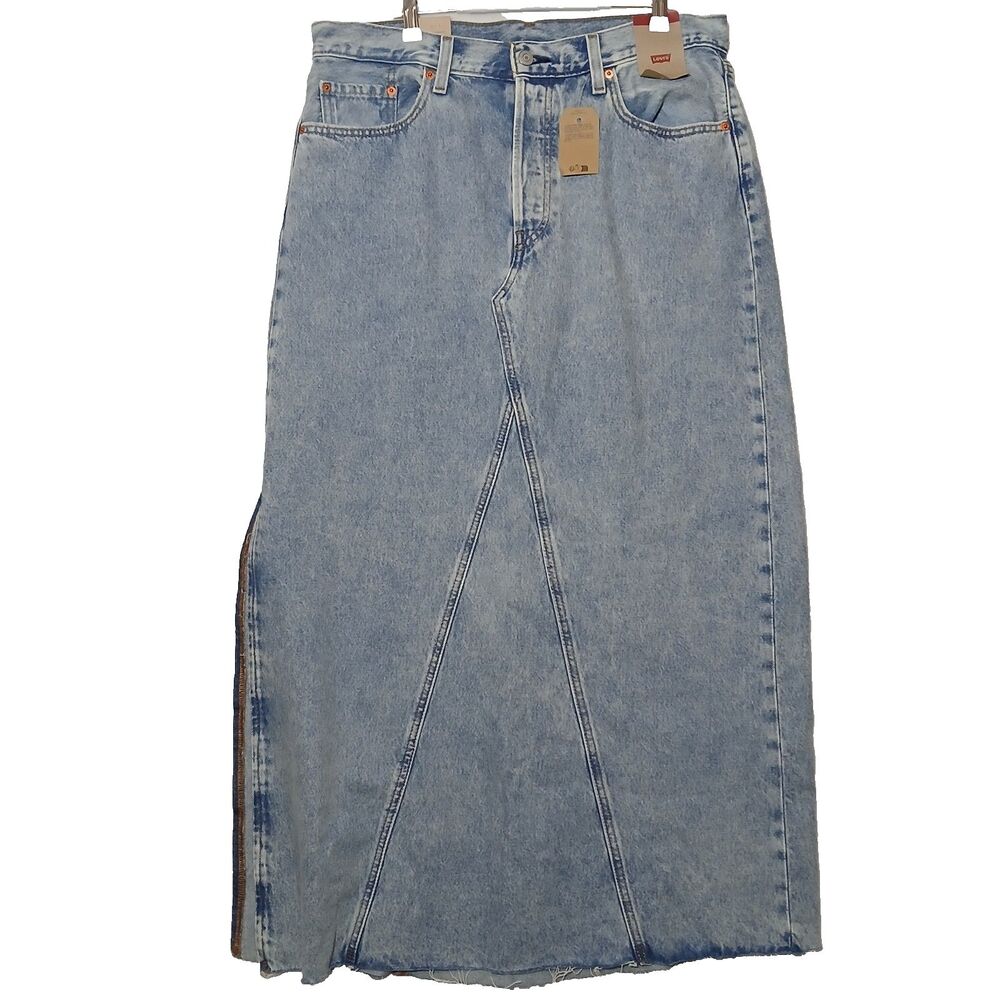 NEW Levi's Women's Long Denim Skirt Blue Button Closure Pocket 31 Straight #1071